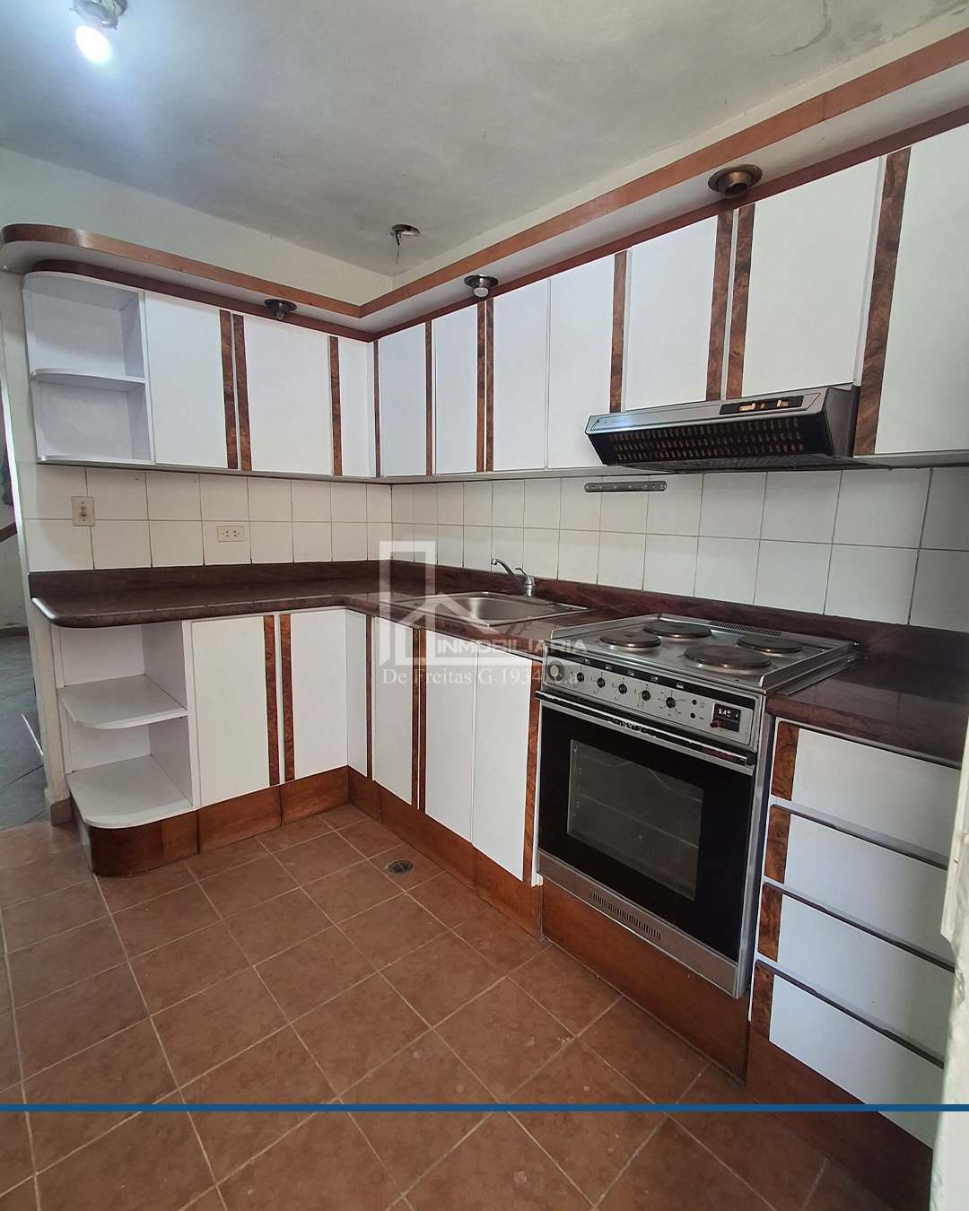 CASA DE DOS NIVELES EN VENTA | URB. VILLAS DE MATALINDA (CHARALLAVE) - Imagen 4